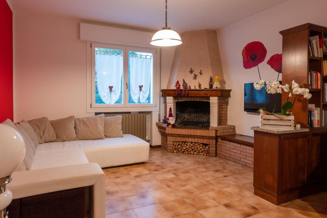 Al Casale B&B Casalserugo Eksteriør bilde